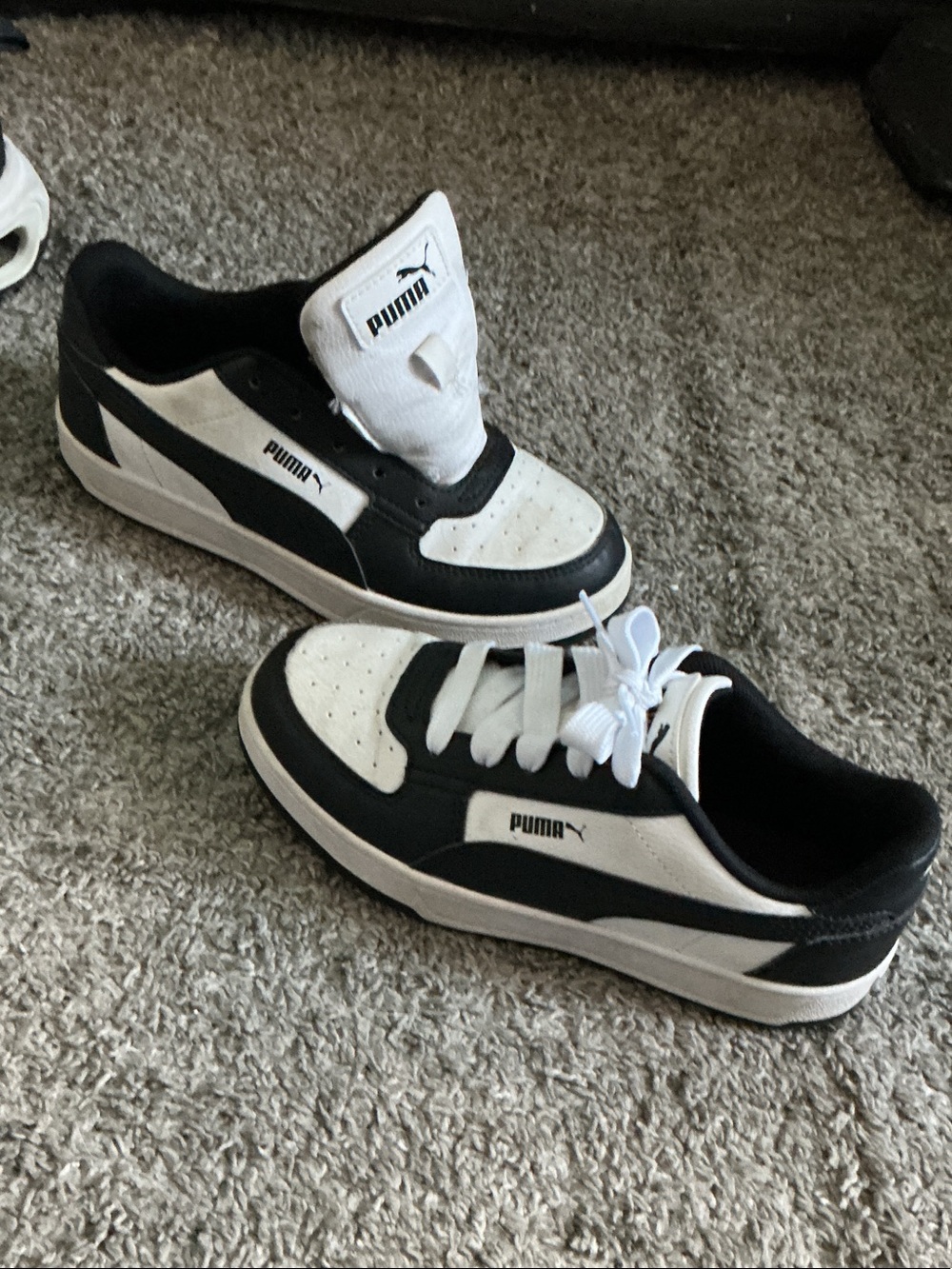Puma Black kids  and White Low-Top Sneakers